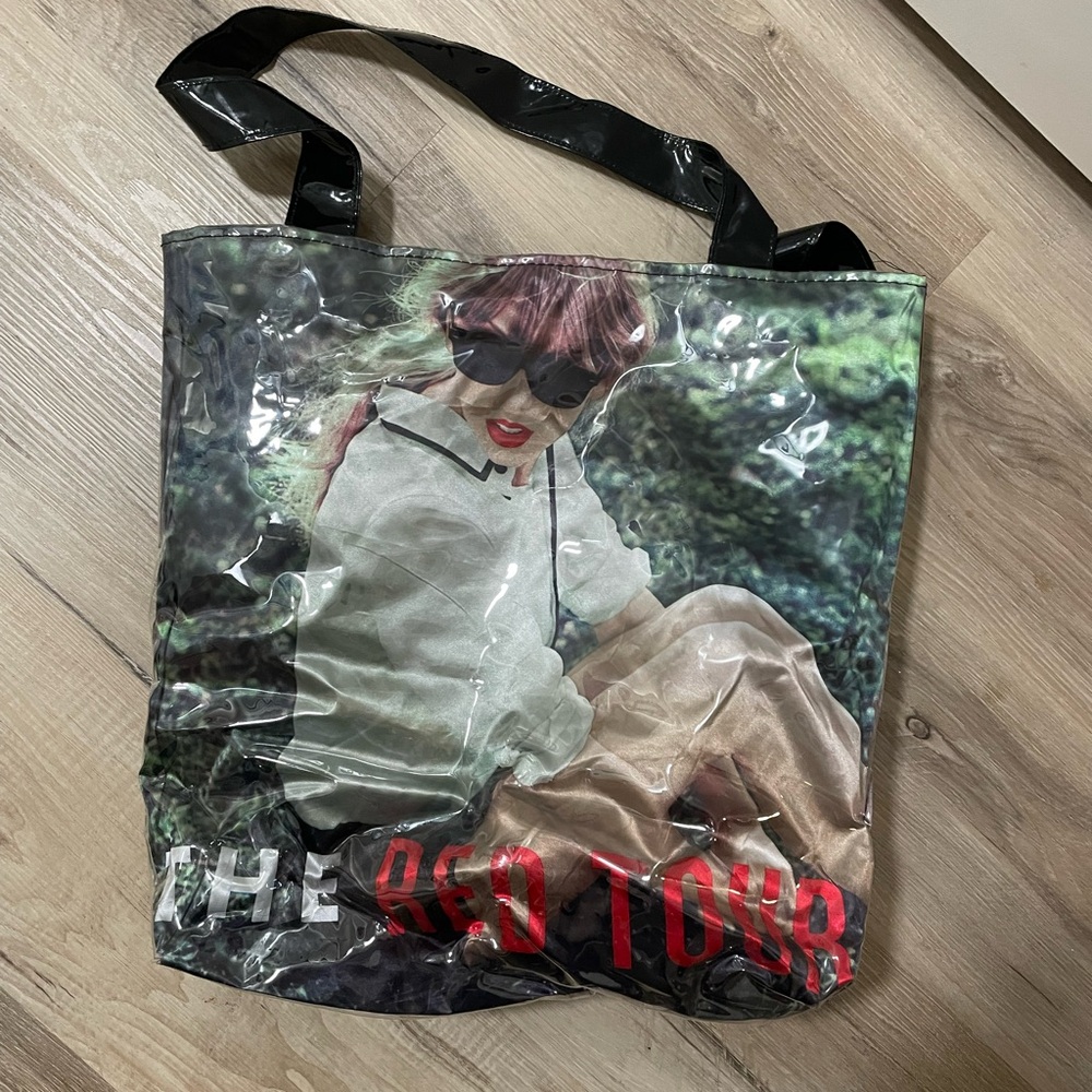 Taylor Swift The Red Tour: VIP Package Limited Edition Vinyl Tote Bag